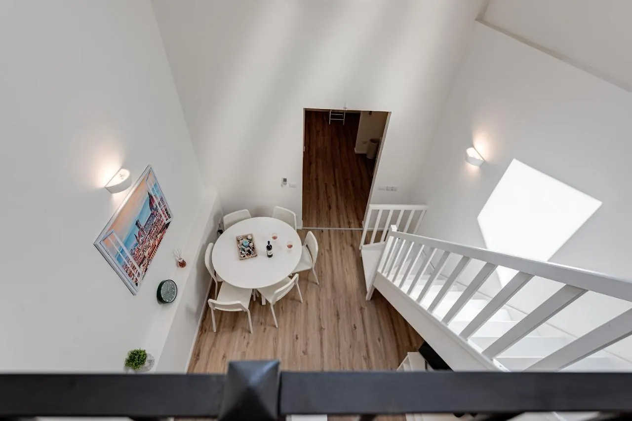 アパート Palazzuolo Home フィレンツェ イタリア